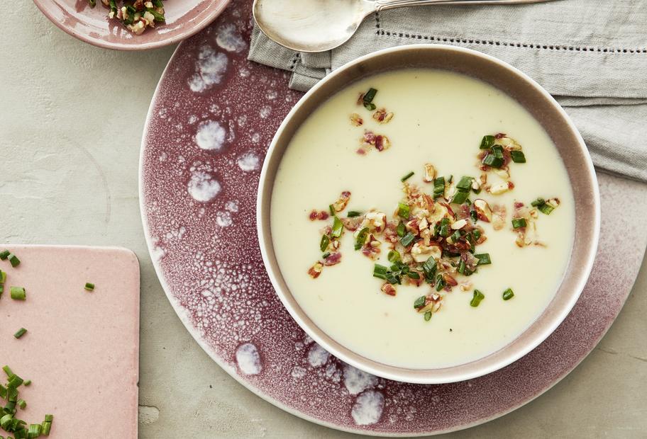 Die sahnigste Kartoffel-Kohlrabi-Rahmsuppe mit Speck