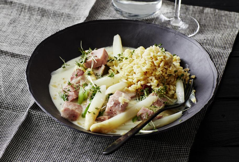 All-in-One Spargel-Frikassee mit Kassler