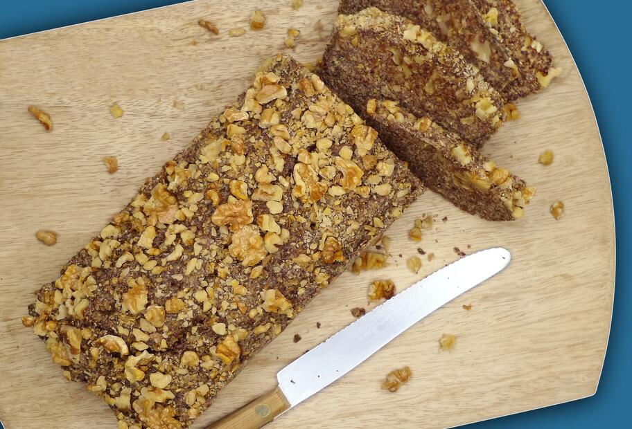 Leinsamenbrot ohne Hefe