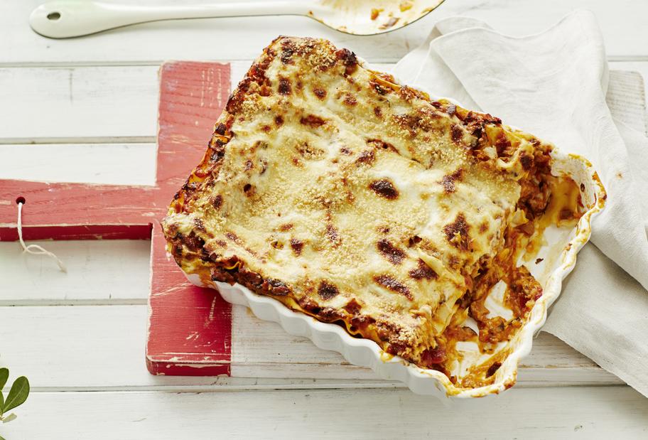 Pilz-Lasagne mit Gemüse und Béchamelsoße