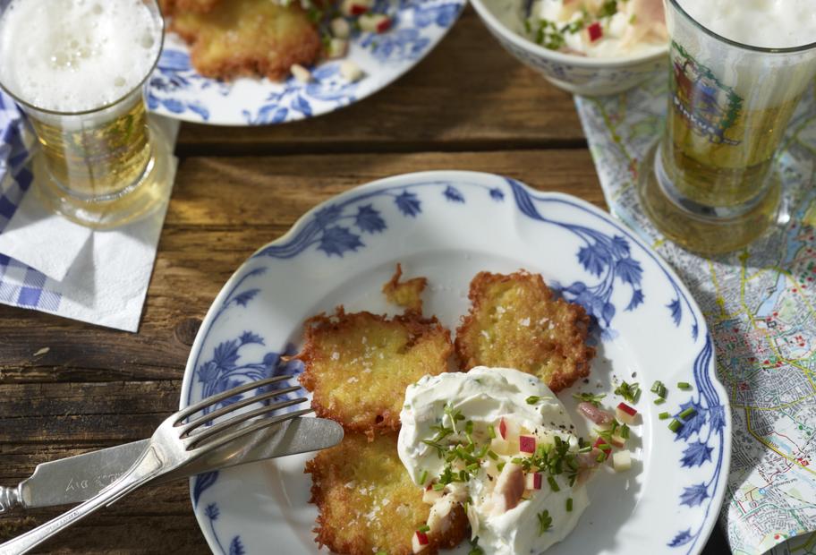 Reibeplätzchen mit Forellenschmand