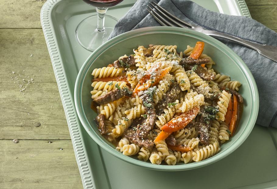 Einfaches Rinder-Geschnetzeltes mit Fussili