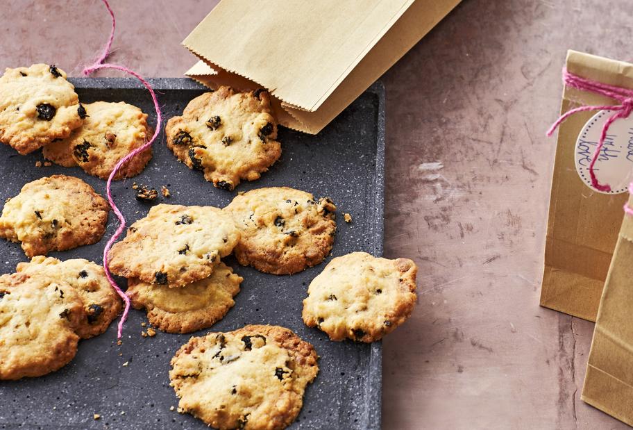 Weiße Schoko-Sauerkirsch-Cookies