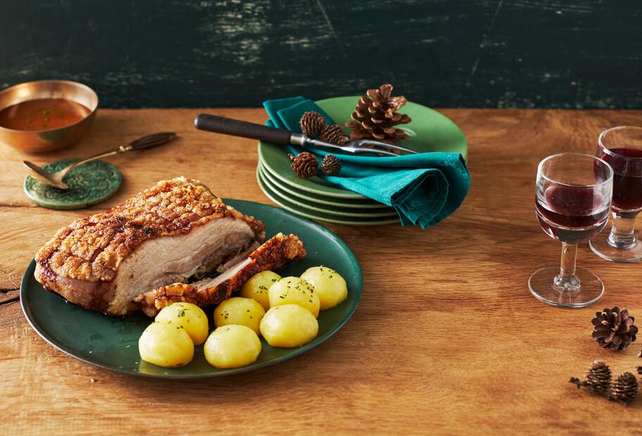 Knuspriger Schweinebauch mit Kartoffelklößen