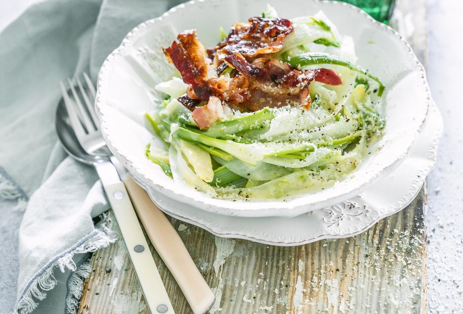 Spargeltagliatelle in Sahnesoße