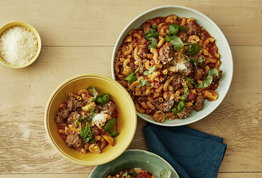 Nudeln mit Hack-Pilz-Tomatensoße für die ganze Familie