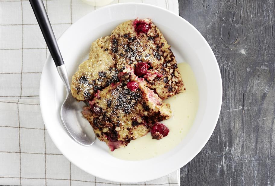 Kirschenmichel mit Vanillesauce