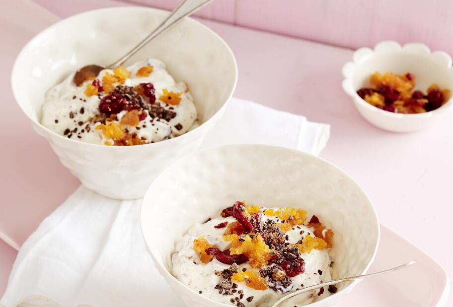 Ricottacreme mit Aprikose und Cranberry