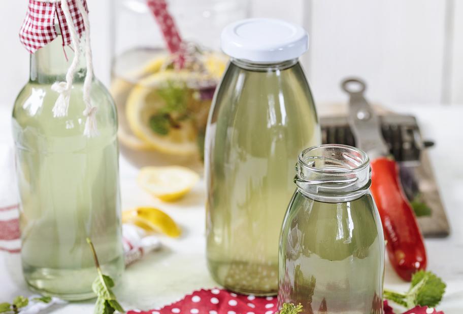 Zitronenmelissesirup mit Pfefferminze