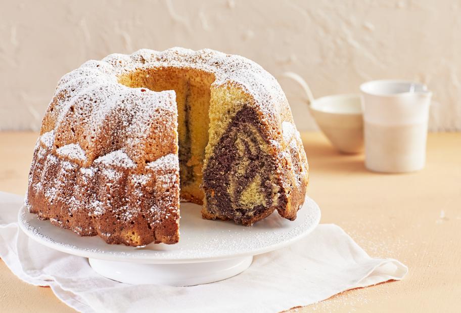 Fruchtiger Blaubeer-Marmorkuchen