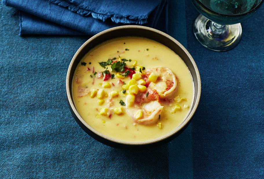 Bunter Maiseintopf mit Garnelen