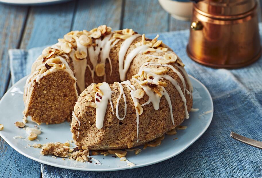 Saftiger Nusskuchen aus dem Varoma®