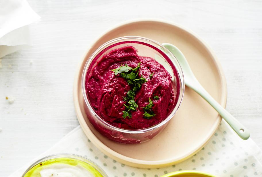 Rote-Bete-Hummus