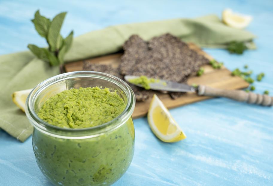 Cremiger Erbsenaufstrich