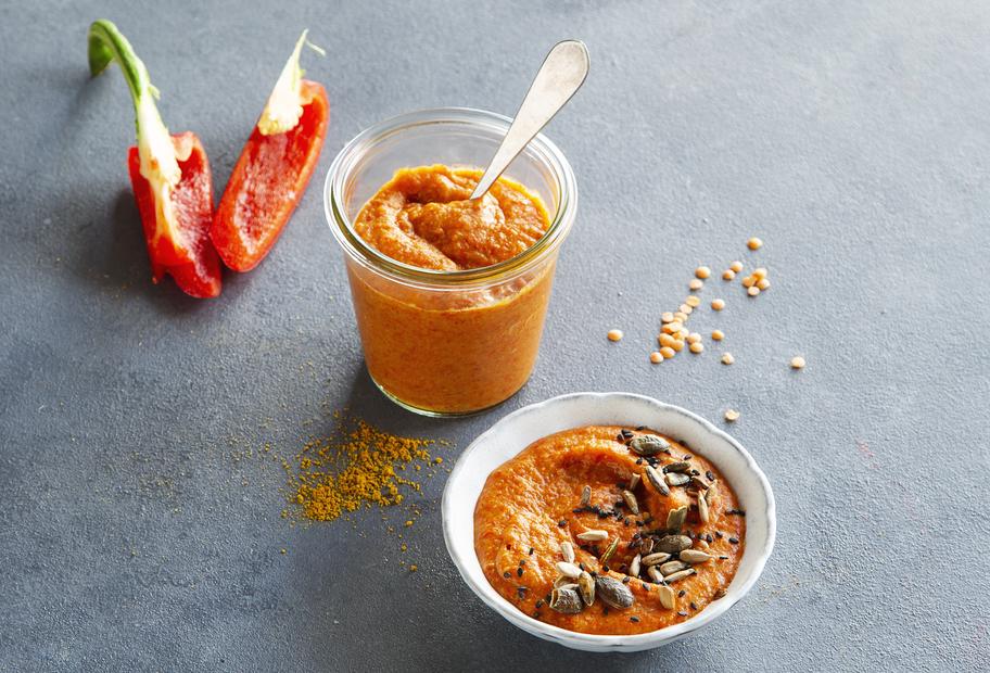 Veganer Paprika-Aufstrich mit exotischen Gewürzen