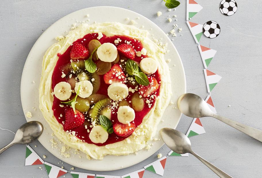 Eis-Pizza mit Erdbeeren