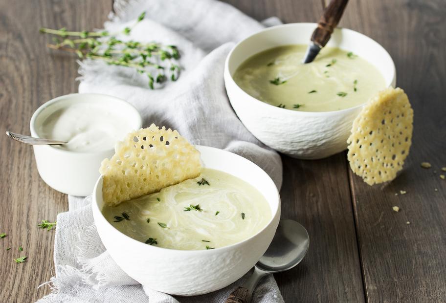 Wirsing-Parmesancremesuppe