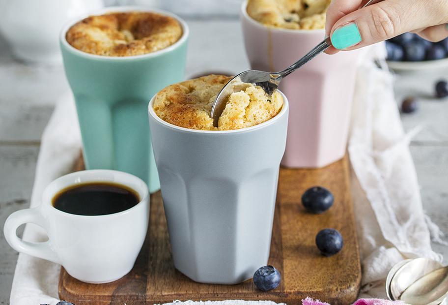 Low-Carb-Tassenkuchen mit Heidelbeeren