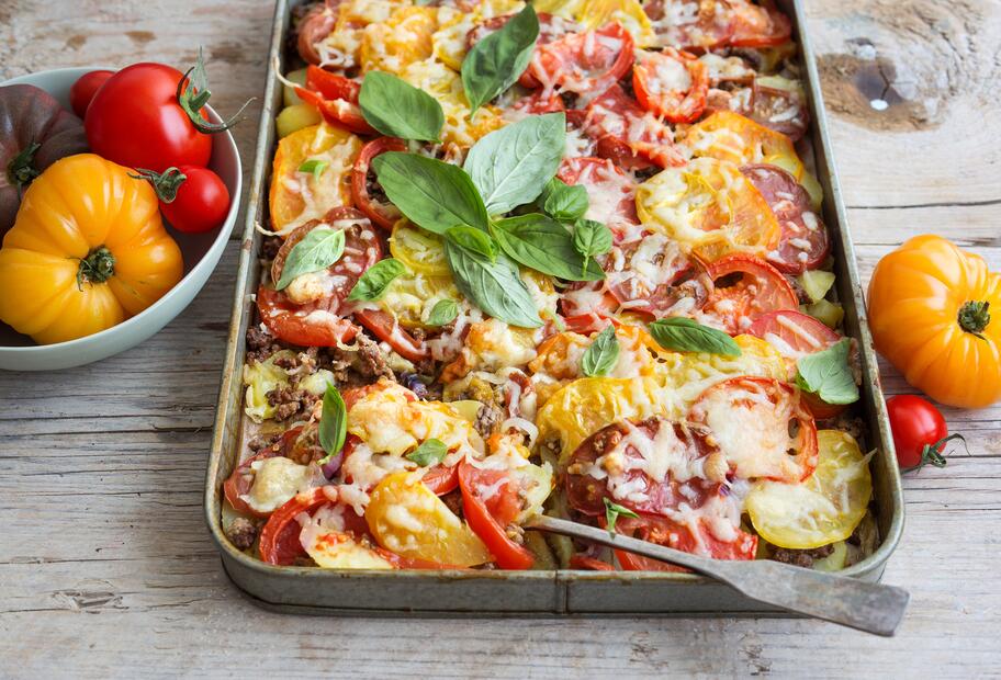 Würziger Pizza-Auflauf mit Hackfleisch