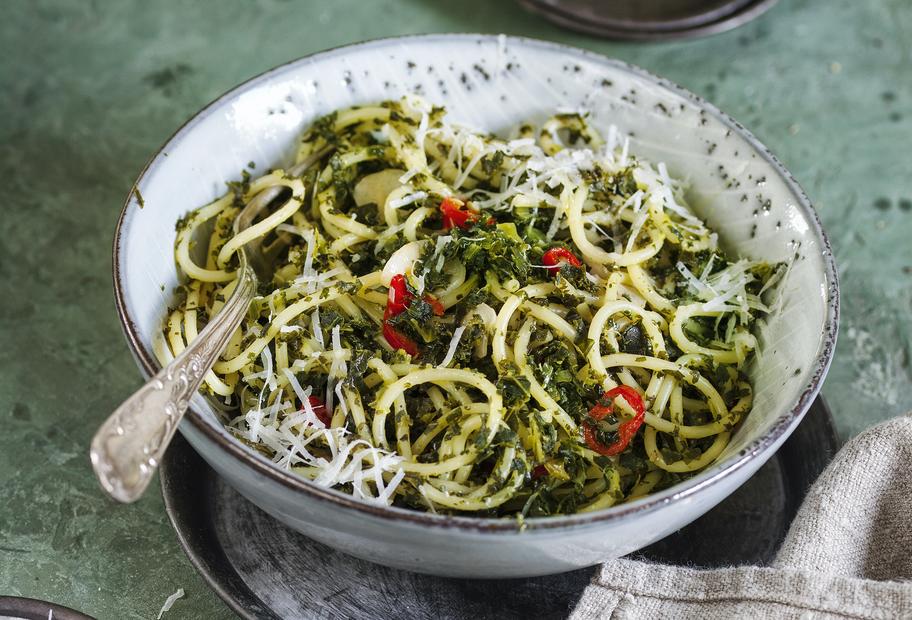 Spaghetti aglio e olio mit Grünkohl