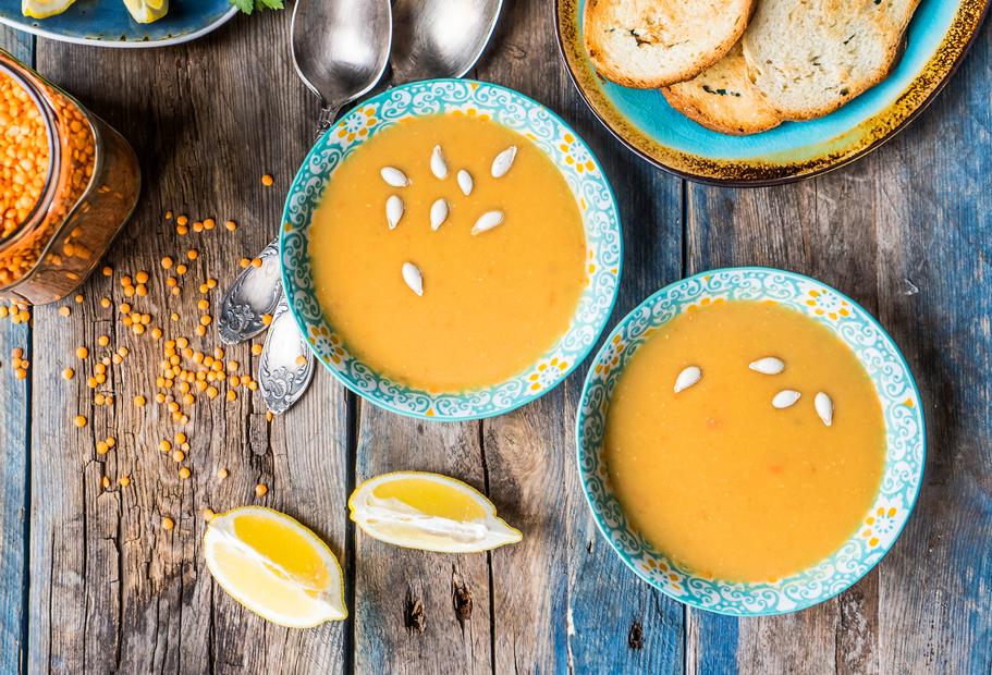 Asiatische Linsensuppe mit Kokosmilch