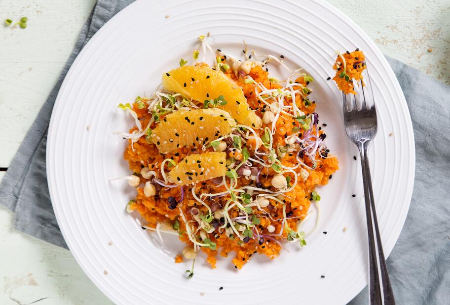 Leichter Karottensalat mit Sesam