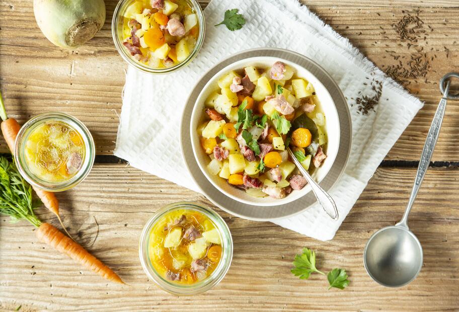 Steckrübeneintopf mit Kassler