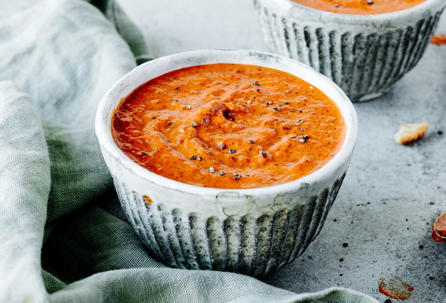 Ajvar-Aufstrich mit Mandelmus