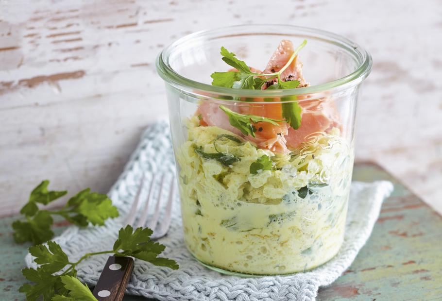 Kohlrabisalat mit Stremellachs