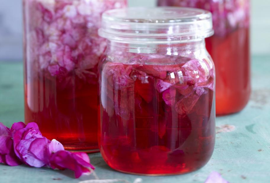 Rosenblütensirup