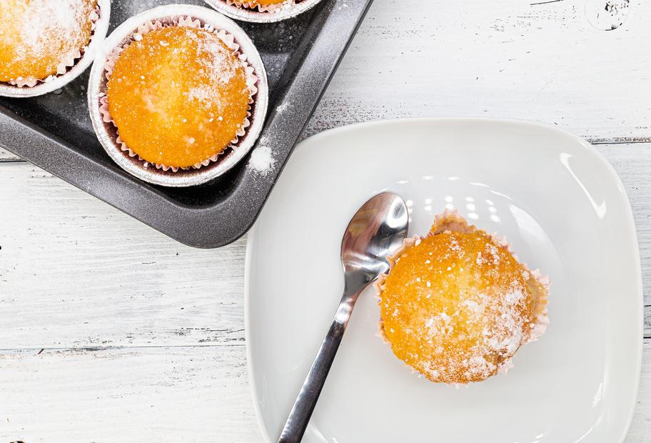 Vanillepudding-Muffins mit wenig Zutaten