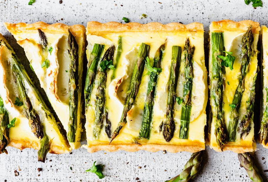 Die perfekte Spargelquiche mit grünem Spargel