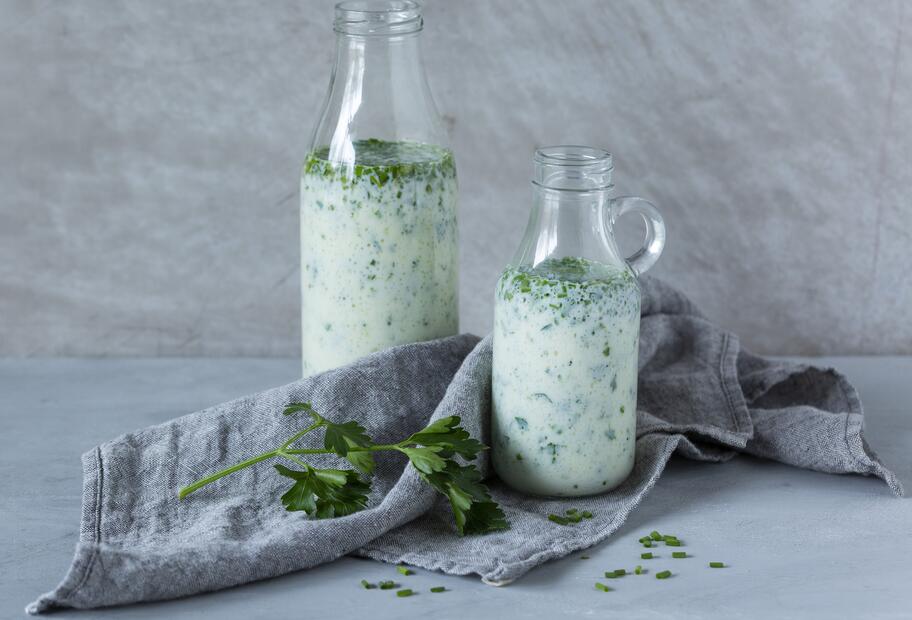Joghurt-Kräuter-Dressing für den Thermomix®