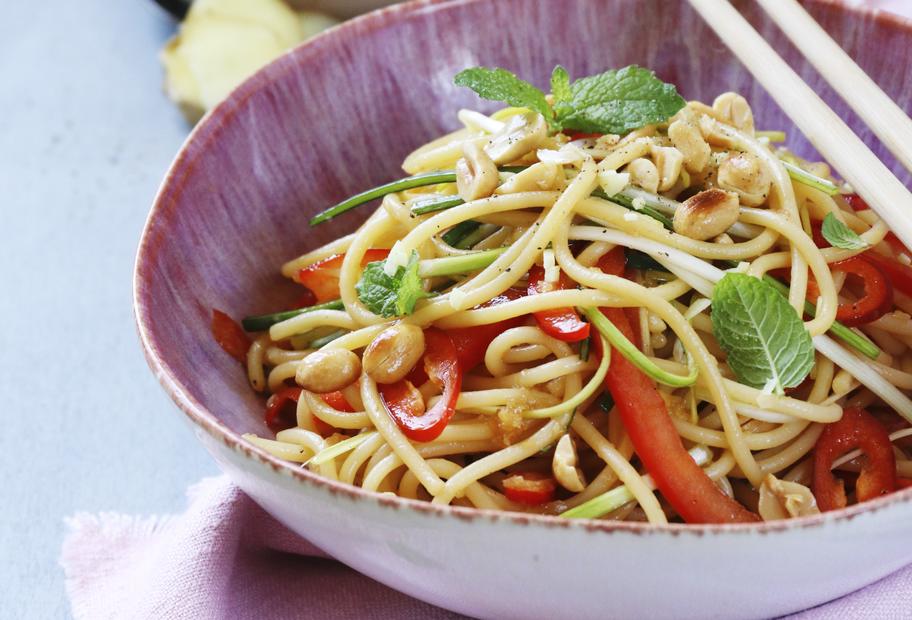Asia-Spaghettisalat