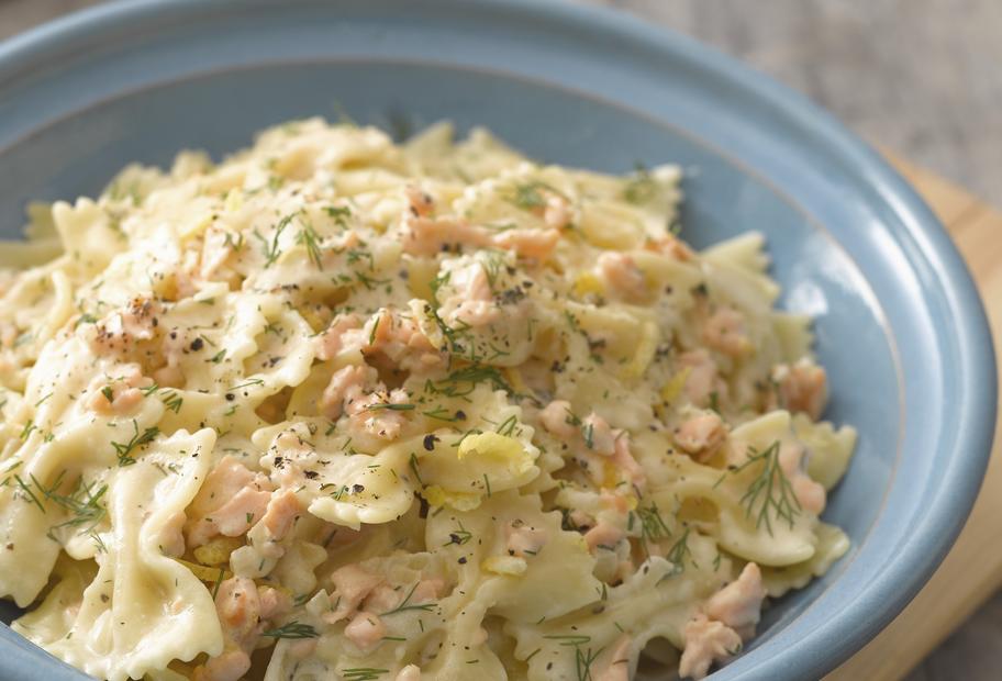 Farfalle mit Lachs-Dill-Soße