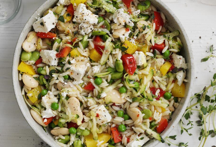 Griechischer Orzo-Salat mit Bohnen und Feta für den Thermomix®