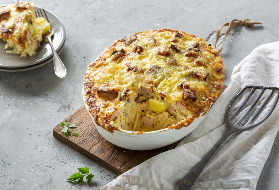Knusprig überbackener Leberkäsauflauf