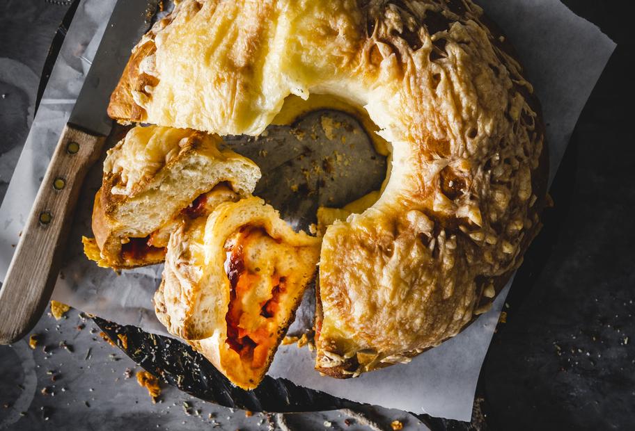 Pizzakranz mit Salami