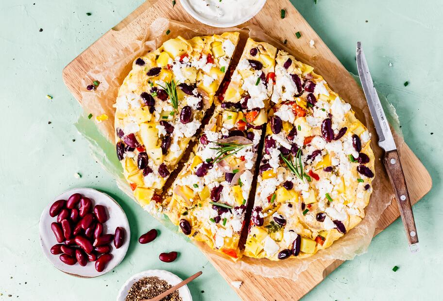 Tortilla-Omelett mit Kräuterquark