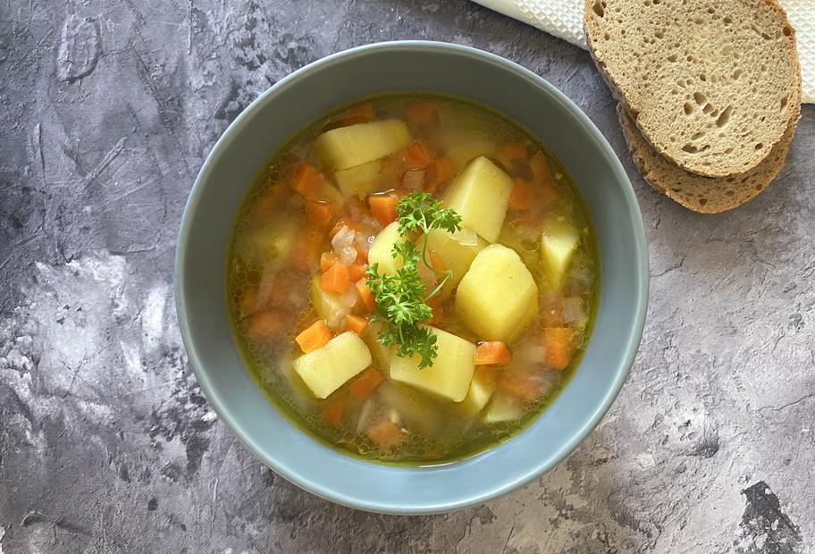 Kartoffelsuppe mit Karotten
