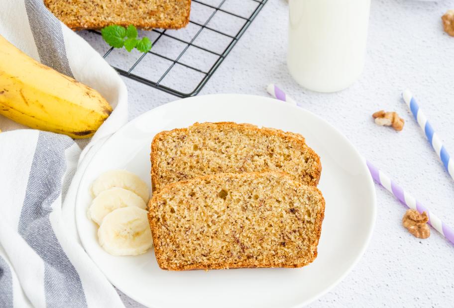 Bananenbrot mit Karotte und Apfel