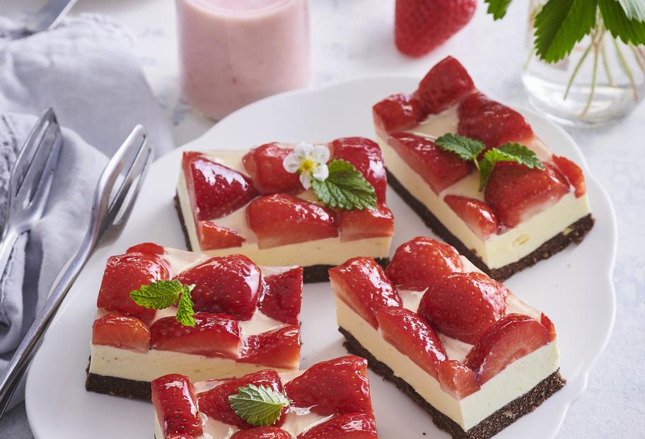 Erdbeer-Pudding-Schnitten ohne Backen