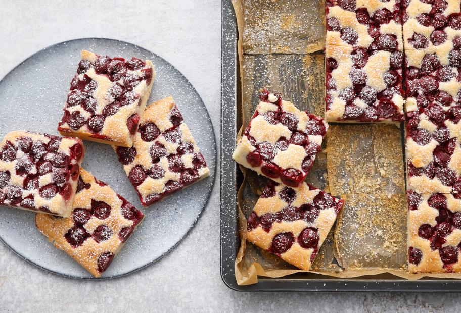 Kirsch-Sandkuchen vom Blech