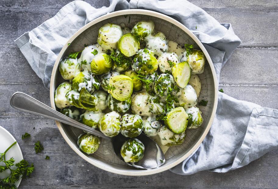 Rahm-Rosenkohl mit Crème fraîche