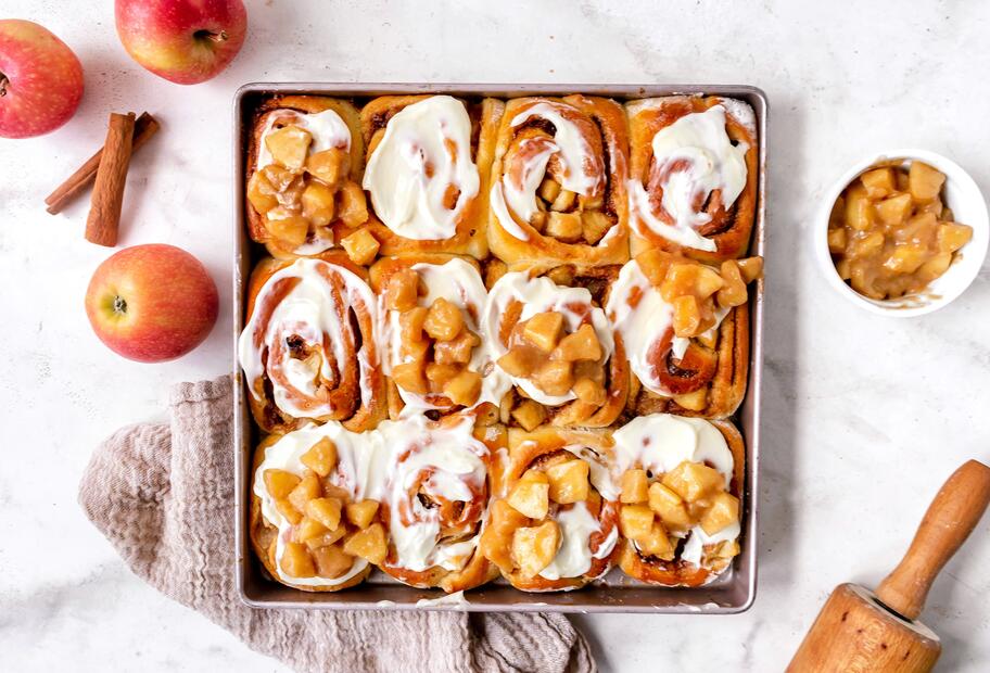 Apfel-Zimt-Schnecken mit Hefeteig
