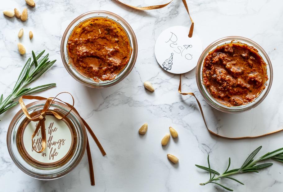 Aromatisches Wichtelpesto mit Rotwein