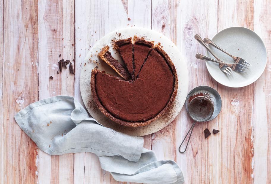 Low Carb-Schokokäsekuchen mit Mandelboden