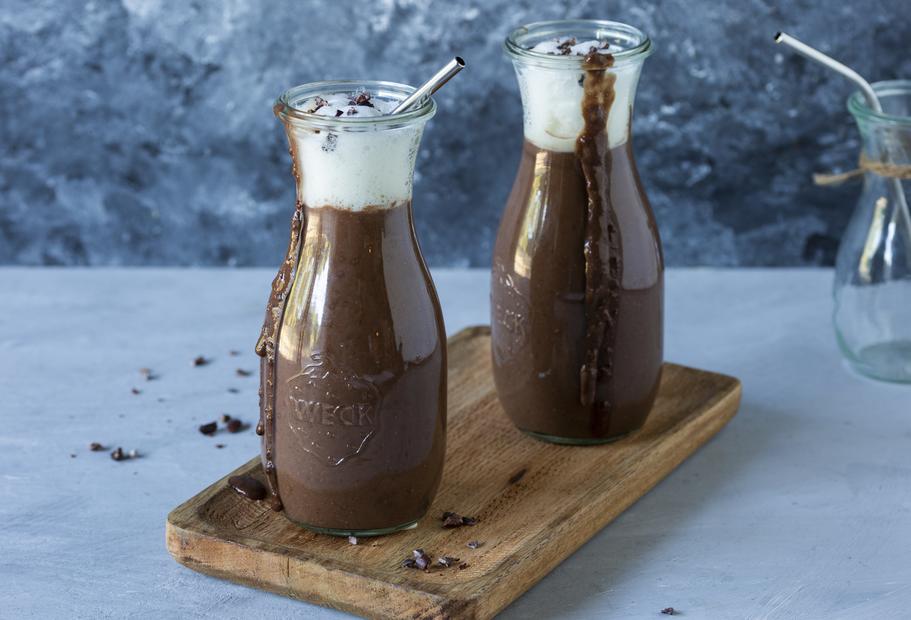 Gesunder Peanut Butter Brownie Shake