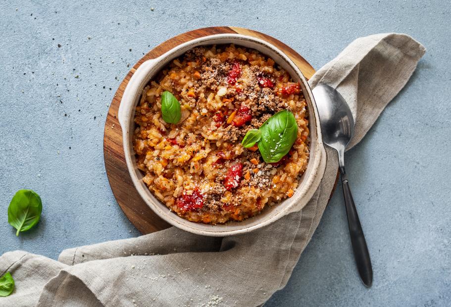 Würziges Risotto Bolognese mit Rinderhackfleisch