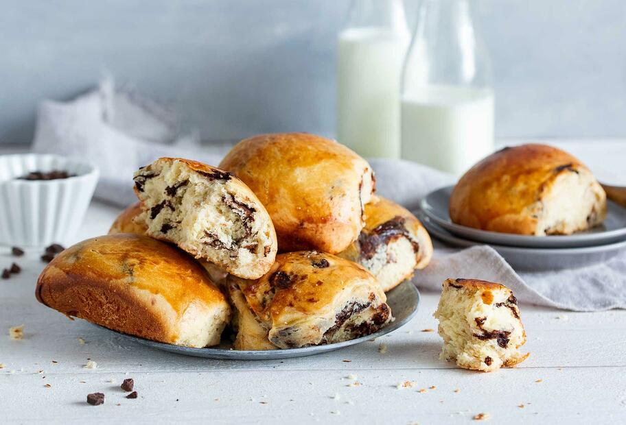 Fluffige Schokobrötchen mit Hefe